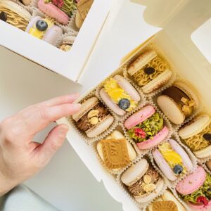 Macarons Caja 24
